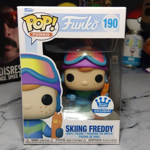 FUNKO POP - Skiing Freddy Funko.com exclusive - Picture 1 of 5